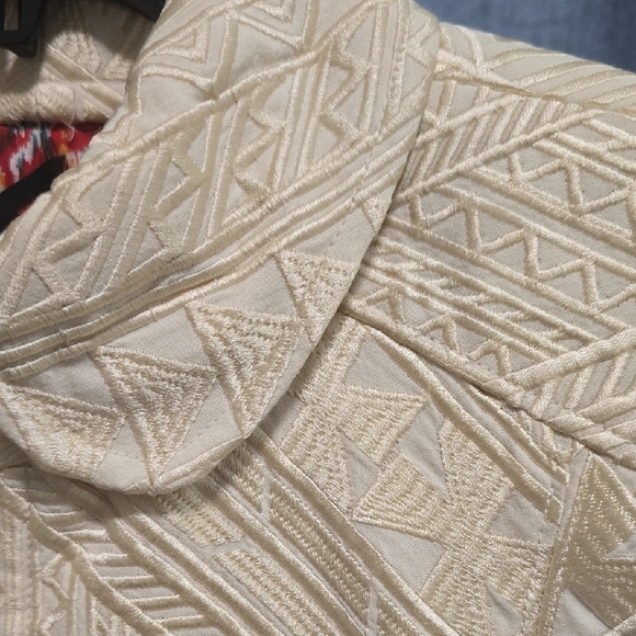 Luxurious Cream Brocade Textured Women's Blazer By Khaadi Size 10 - Picture 9 of 16